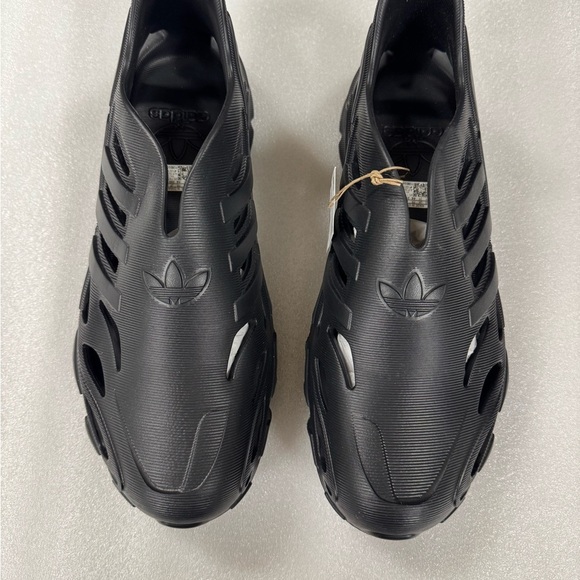 Original Adidas Men’s Size 11 adiFOM SUPERNOVA Running Core Black Shoes - Picture 2 of 10